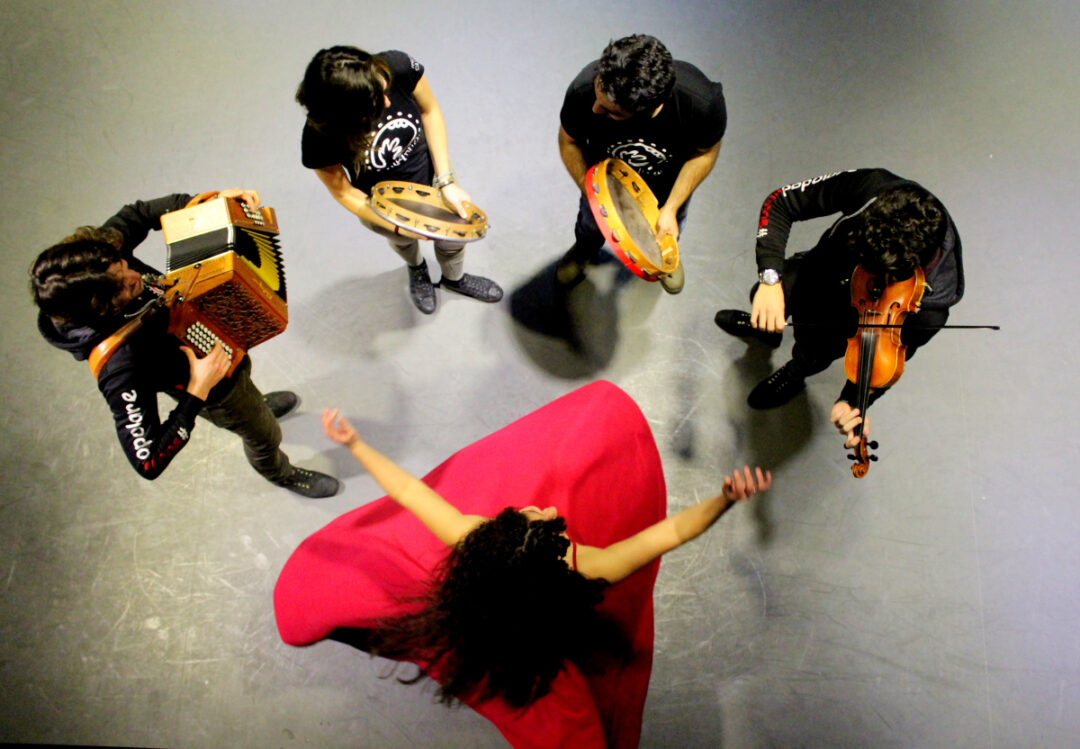 ATELIER DE PRATIQUE AUTOUR DE LA DANSE DE LA TARENTELLE