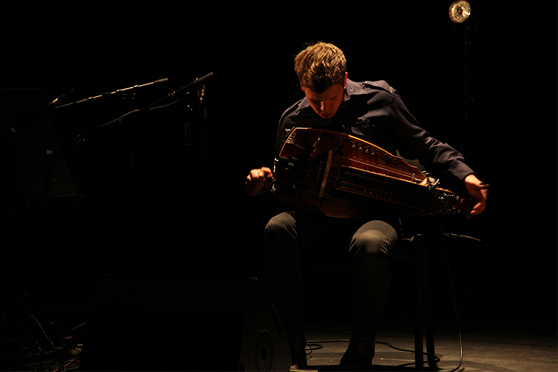 YANN GOURDON SOLO  + WHITE SANDS [Erwan Keravec, Julien Desprez, Will Guthrie]